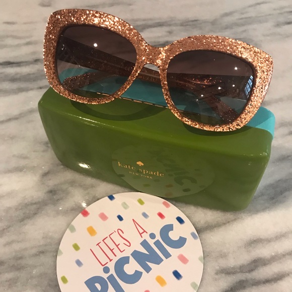 kate spade Accessories - Kate Spade 🕶 sunglasses